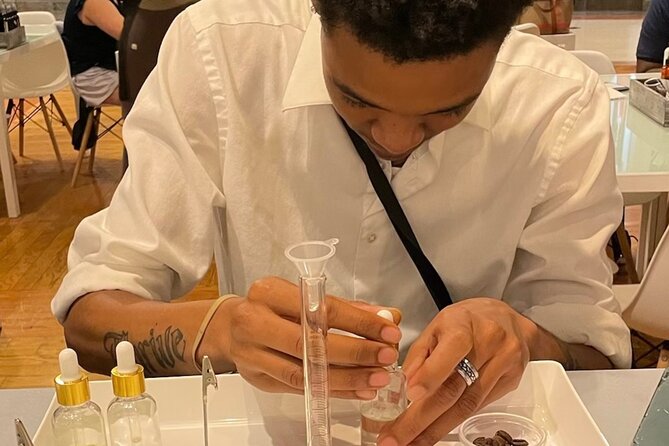 Chicago Perfume Making Classes on Magnificent Mile - The instructors make the difference