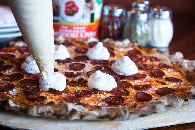 Chicago Pizza Tour - The guides are a central part of the experience