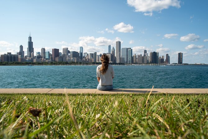 Chicago Premium Driving Tour with River Boat Cruise and Sky Deck - Adler Planetarium viewpoint and the Chicago skyline