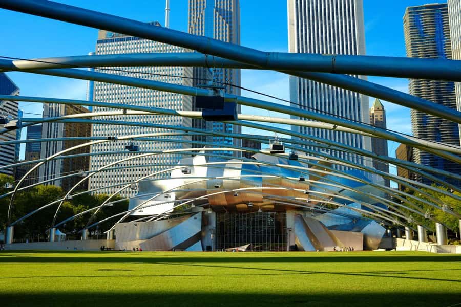 Chicago: Prohibition-Era Culture & Architectural Treasures - How much walking is 4.8 kilometers?