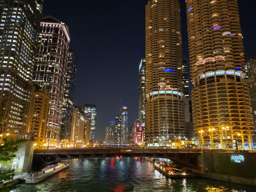 Chicago River: 1.5-Hour Guided Architecture Cruise - Willis Tower, the Board of Trade, and modern Chicago