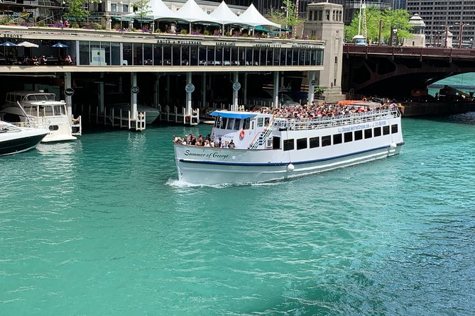 Chicago River 90-Minute Architecture Boat Tour - Merchandise Mart and the Working City