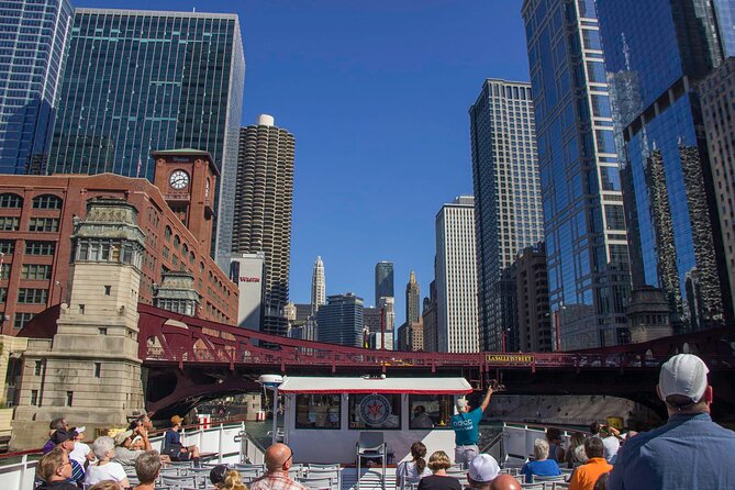 Chicago River 90-Minute Architecture Tour - Marina City, the corn cobs, and the final stretch
