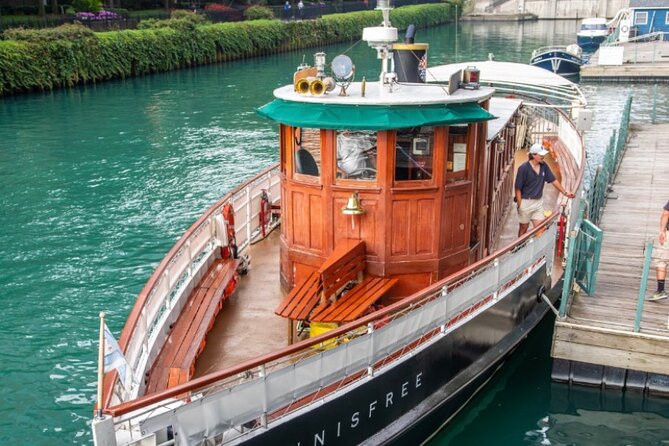 Chicago River Architecture Tour Aboard a Historic Yacht - Why the river is Chicago’s best classroom
