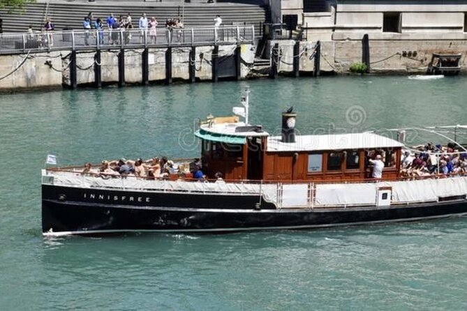 Chicago River Architecture Tour Aboard a Historic Yacht - The Wrigley Building and Chicago’s early skyscraper style