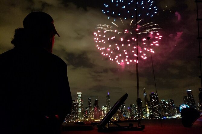 Chicago's Fireworks Show aboard Tall Ship Windy! - Why the water is the best place for this fireworks show