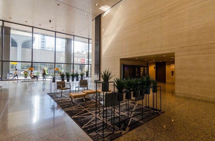 Chicago's Modern Skyscrapers Guided Walking Tour - Practical Advice Before You Go