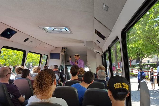 Chicago's Original Gangster Tour by Bus - Chicago’s Gangster Story Begins at 600 N Clark Street