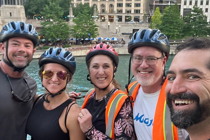Chicago's Ultimate City Bike Tour - The Chicago Theatre and Daley Bicentennial Plaza