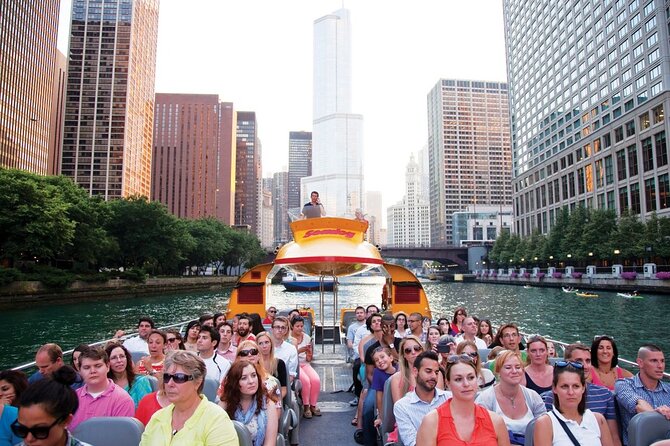 Chicago Seadog River & Lake Architectural Tour - Through the locks and out toward Lake Michigan