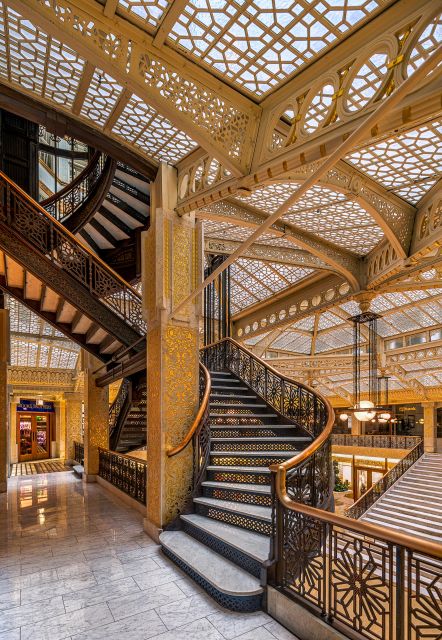 Chicago: Secret Interiors Architecture Walking Tour - Palmer House and the story of grand hospitality