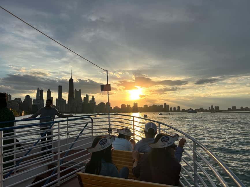 Chicago: Shoreline Lake Michigan Skyline Cruise - The best way to plan your departure