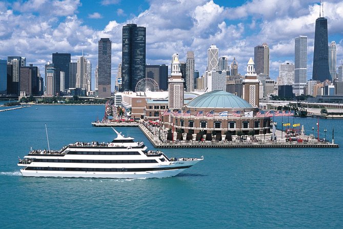Chicago Signature Dinner Cruise on Lake Michigan - Weather can change the whole evening