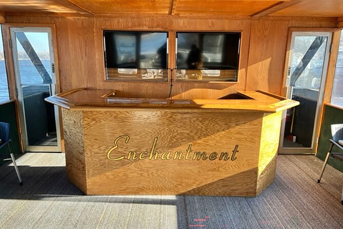 Chicago Skyline Tiki Chic Party Cruise on Lake Michigan - Who will enjoy this cruise most