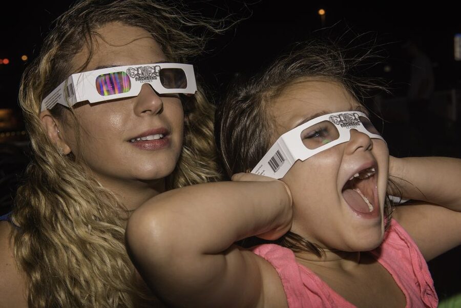 Chicago: Summer Fireworks Cruise with 3D Glasses and Music - The Chicago River portion gives the cruise its context