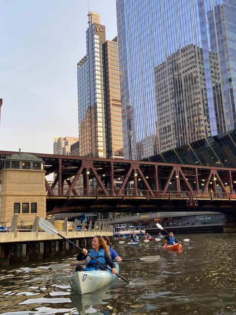 Chicago: Sunset Kayak Tour on the Chicago River - The First Paddle Through Downtown