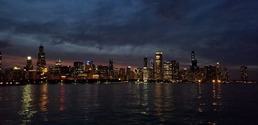 Chicago: Sunset Tour by Open-top Bus with Live Guide - Who Will Get the Most From This Tour?