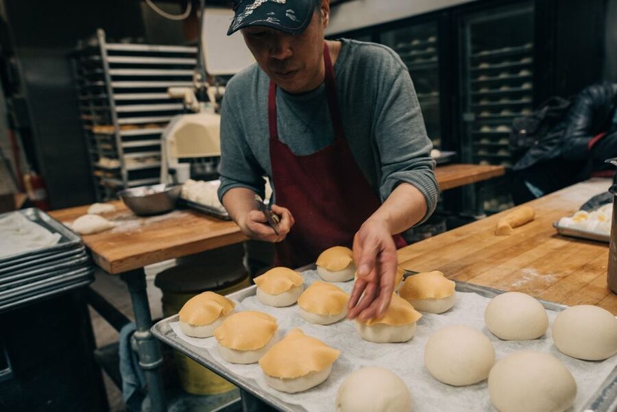 Chicago: Taste of Chinatown Food and Cultural Walking Tour - Starting with dim sum at Phoenix Restaurant