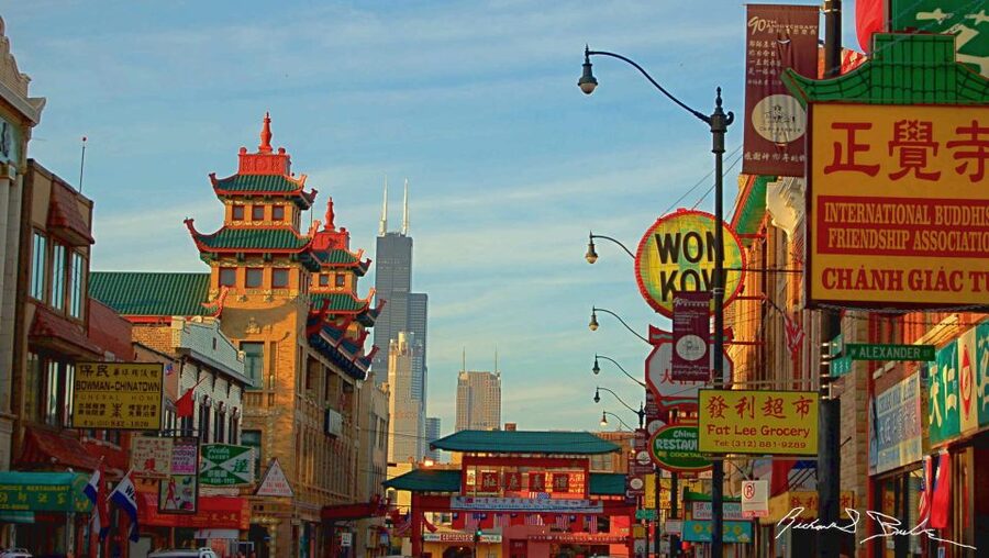 Chicago: Taste of Chinatown Food and Cultural Walking Tour - Zodiac Plaza and the meaning behind the statues
