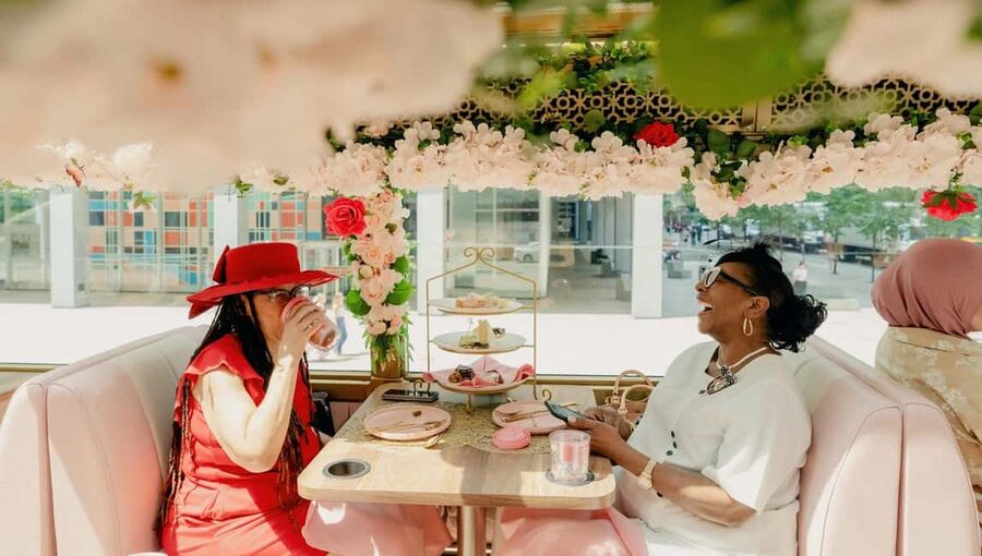Chicago: Tea Around Town With Curated Teas & Iconic Sights - The decor and service are part of the value