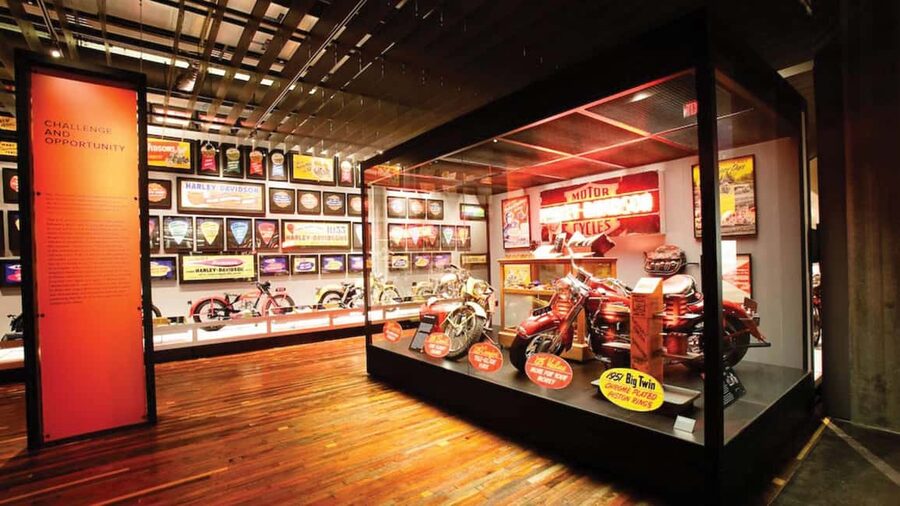 Chicago to Milwaukee Day Trip: City Tour with Miller Brewery - The Harley-Davidson Museum and Milwaukee’s motorcycle identity
