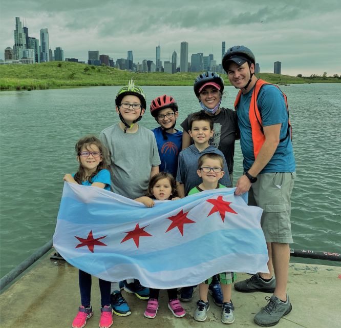 Chicago: Ultimate City Attractions Bike Tour - The return ride and Chicago’s famous skyline