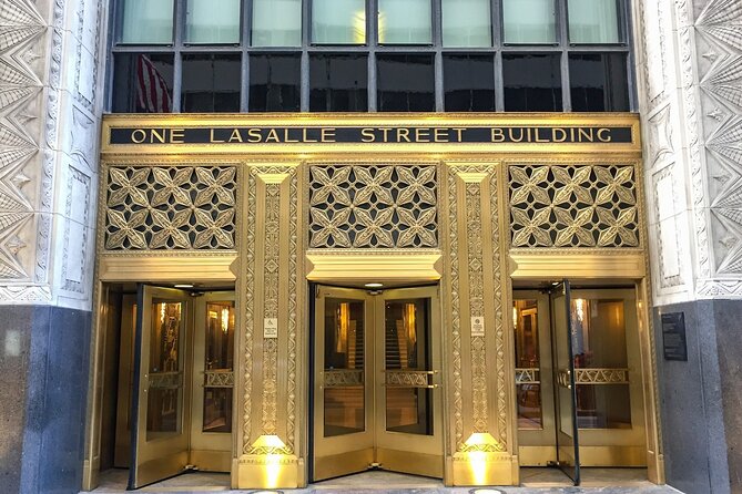 Chicago Walking Tour: Art Deco Skyscrapers Loop - The Rookery lobby and its layered design