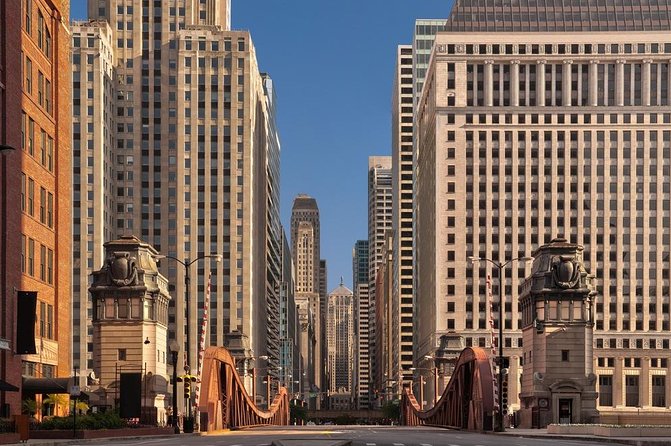 Chicago Walking Tour: Historic Skyscrapers - The Auditorium Building and Chicago’s grand early ambitions