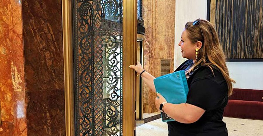 Chicago Walking Tour: See Inside Art Deco Masterpieces - Why Chicago Art Deco is worth seeing from inside