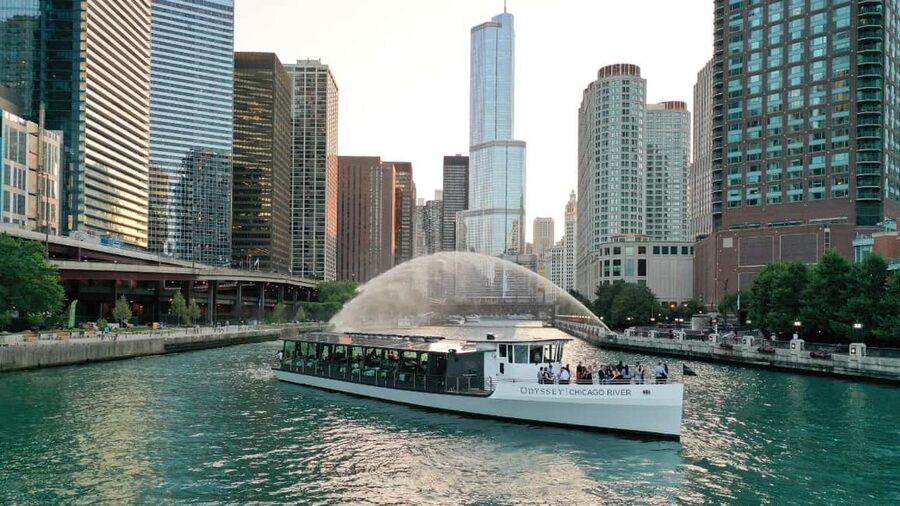 City Cruises Chicago: Brunch, Lunch, or Dinner River Cruise - Key points to know before boarding