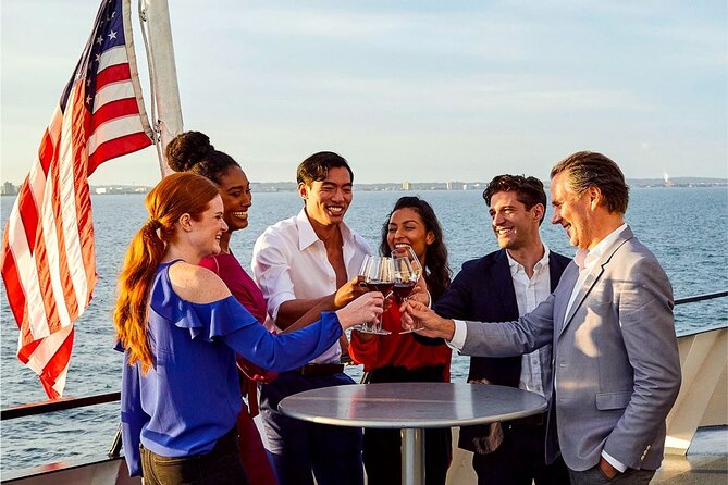 City Cruises Chicago: Fireworks Premier Plus Dinner Cruise - What you see from the Chicago River