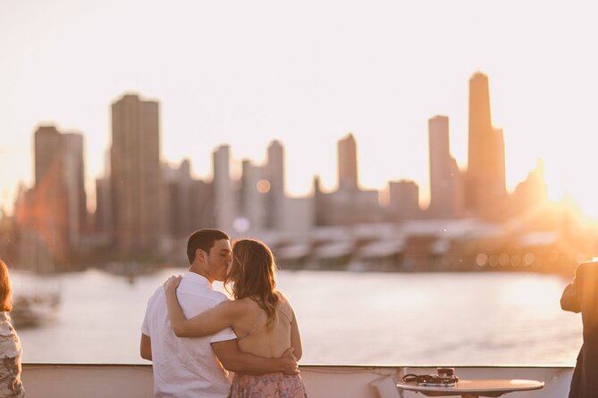 City Cruises Chicago: Fireworks Signature Dinner Cruise - The fireworks finale