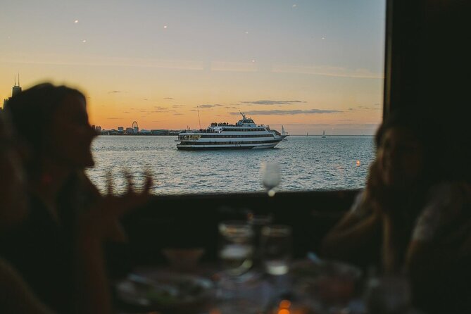 City Cruises Chicago: Fireworks Signature Dinner Cruise - The buffet: plenty of choice, uneven timing