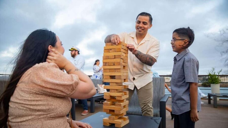 City Cruises Chicago: Lake Michigan Fireworks Dinner Cruise - From dining room to open-air deck