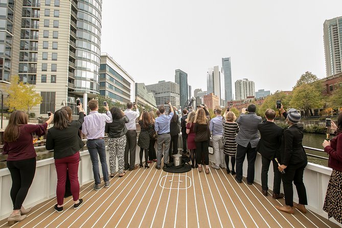 City Cruises Chicago: River Architectural Lunch Cruise - Finding 455 N Cityfront Plaza Drive