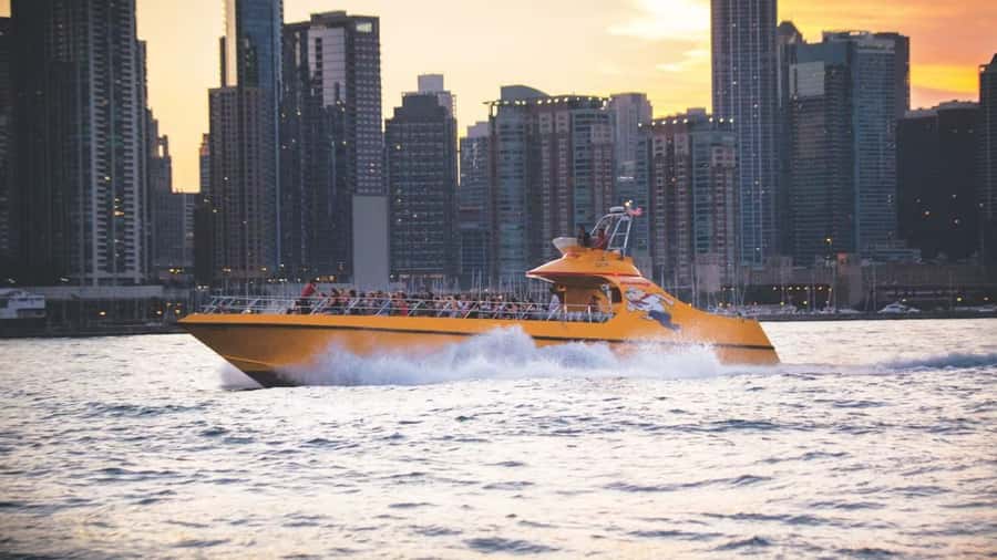 City Cruises Chicago: Seadog Speedboat Lake Firework Cruise - Why the fireworks look better from Lake Michigan