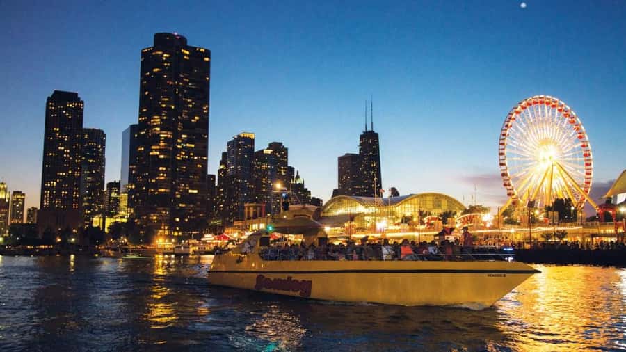 City Cruises Chicago: Seadog Speedboat Lake Firework Cruise - Finding your view during the fireworks
