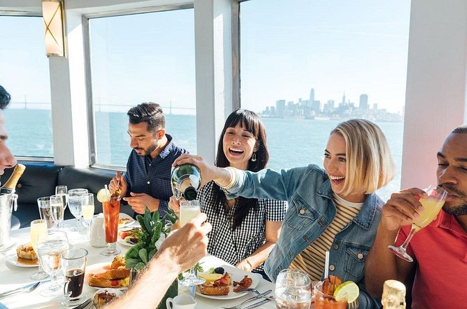 City Cruises Chicago: Signature Brunch Cruise on Lake Michigan - Who will enjoy the two-hour format most?
