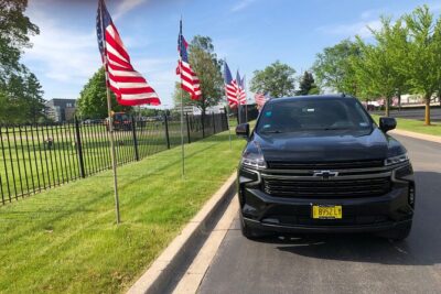 Curbside SUV Transfer from ORD to Downtown Chicago