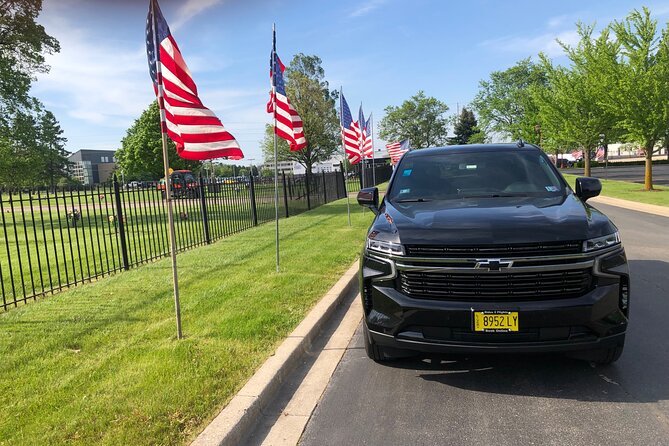 Curbside SUV Transfer from ORD to Downtown Chicago - The SUV ride and what you can bring