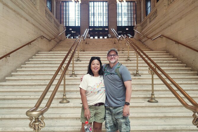 Downtown Chicago TV and Movie Sites Guided Walking Tour - Guide quality can shape the whole morning