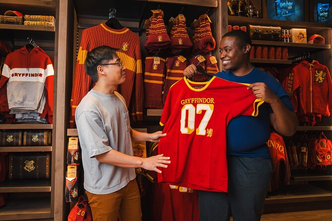 Harry Potter Shop Chicago: Confectionary Collection - What the Chicago Harry Potter Shop experience feels like