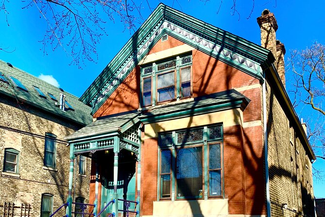 Historic Homes and Cottages of Wicker Park Walking Tour - Ronnie’s architecture stories give the walk its shape