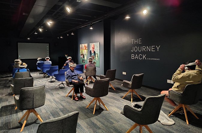 Illinois Holocaust Museum Experience360 Admission - Survivor holograms let you ask real questions