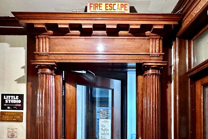 Inside Tour of Chicago’s Fine Arts Building - Entering a 125-year-old building on Michigan Avenue