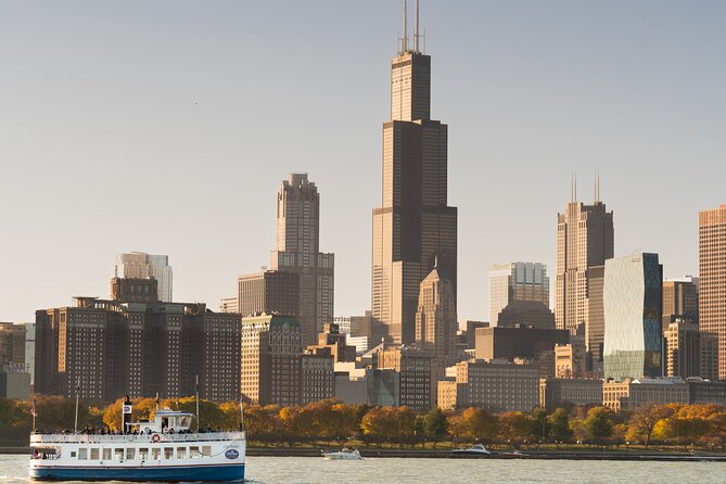 Lake Michigan Skyline Cruise in Chicago - Lake Michigan and the changing cruise length