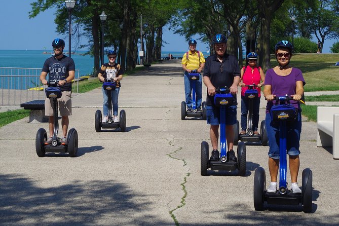 Lakefront Segway Tour in Chicago - What the guides add to the ride