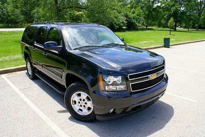 O'Hare Airport Transfer to Chicago, Curbside - Luxury SUV - Who should book this transfer