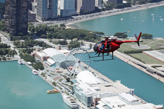 Private 45-Minute Chicago Skyline Helicopter Tour - John Hancock Center and Willis Tower