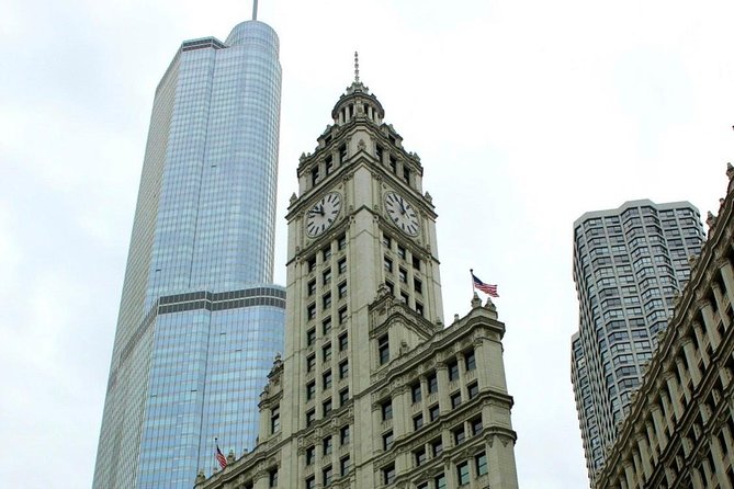 Private Chicago Architecture Tour - Willis Tower and the choice to add Skydeck